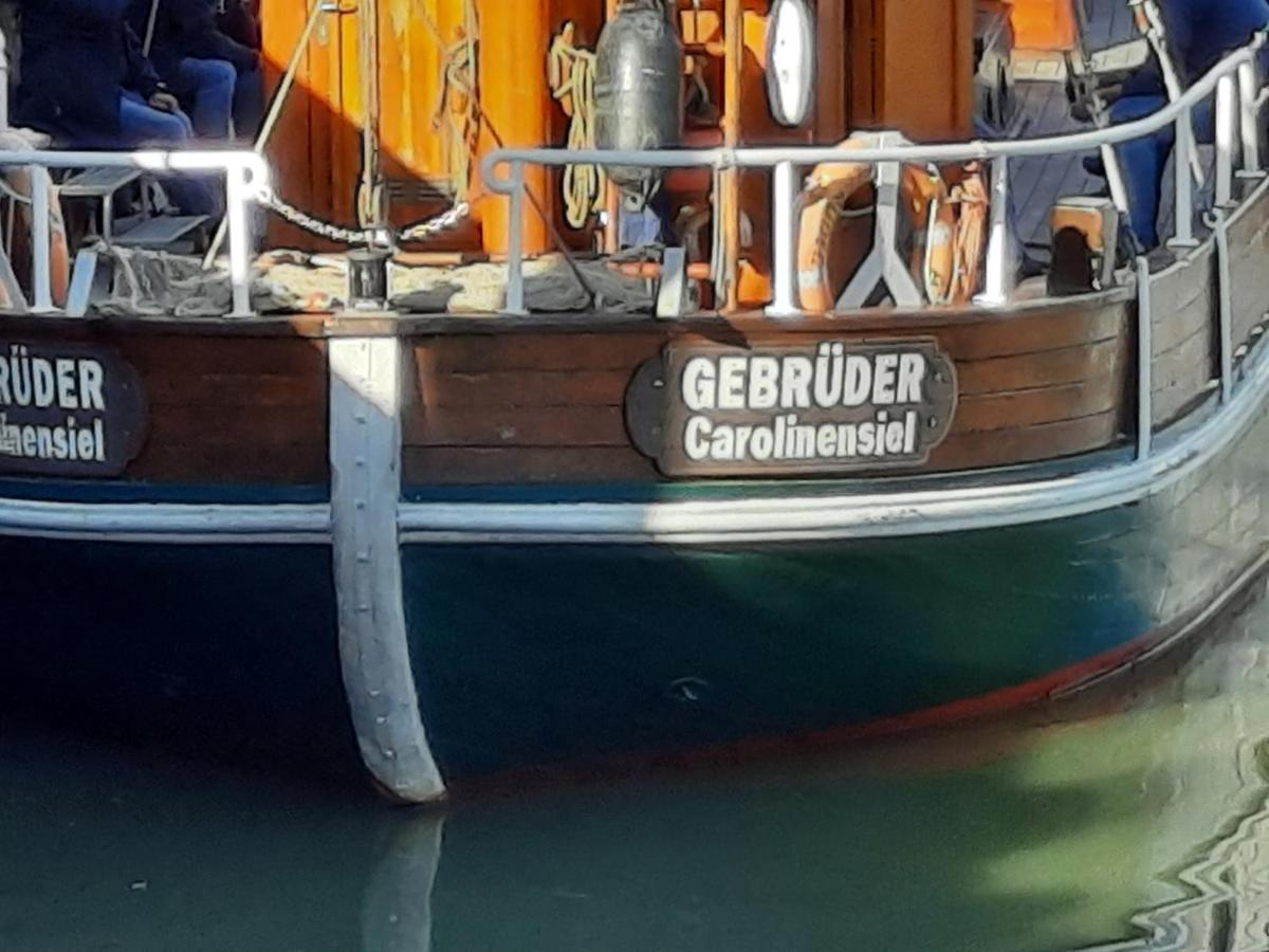 Familienurlaub In Ostfriesland Fuer Max 7 Pers In 2 Wohnungen, Auch Einzeln Wohnungen Utarp Экстерьер фото